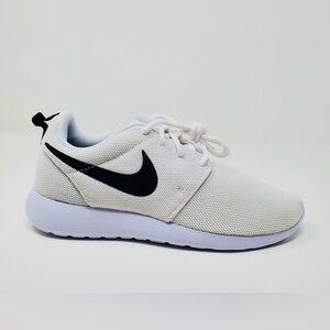 Nike Roshe One Low White Black Running Sneakers 844994-101 Shoes-Womens 7